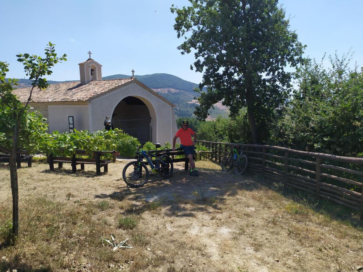All Inbasilicata Bed & Breakfast Baragiano 外观 照片